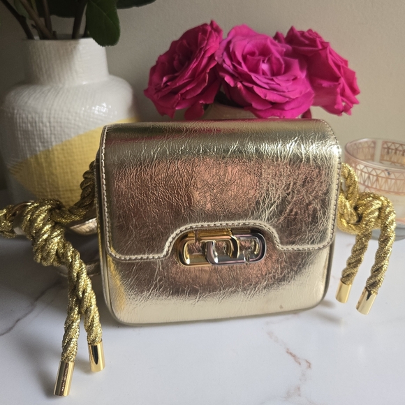 Marc Jacobs Handbags - EUC Marc Jacobs J-Link Mini Metallic Gold Crossbody Shoulder Mini Bag